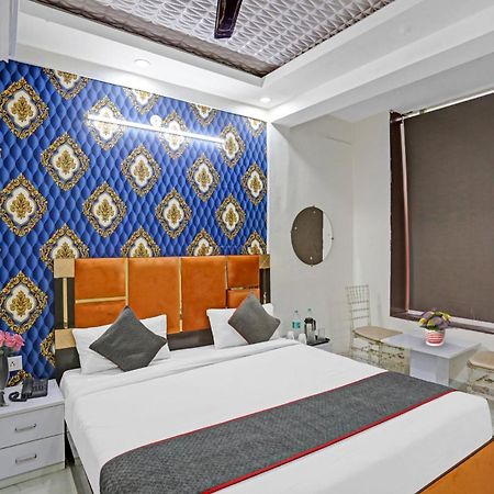 Hotel O Heritage Inn Нойда Экстерьер фото