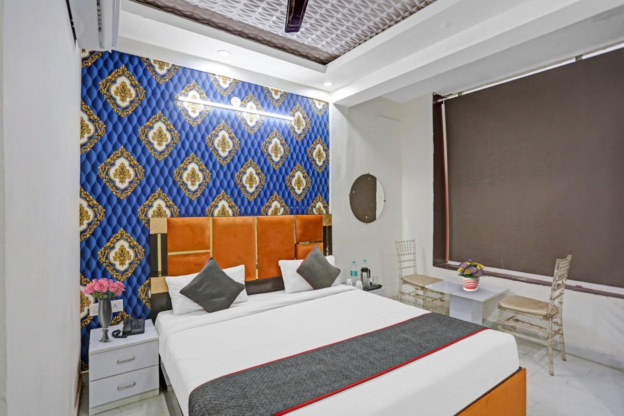 Hotel O Heritage Inn Нойда Экстерьер фото